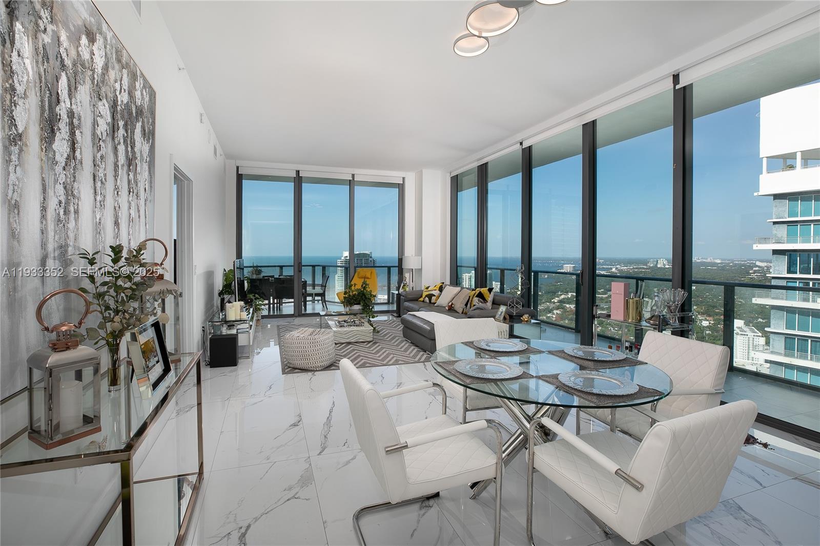 1300 S Miami Ave PH4906