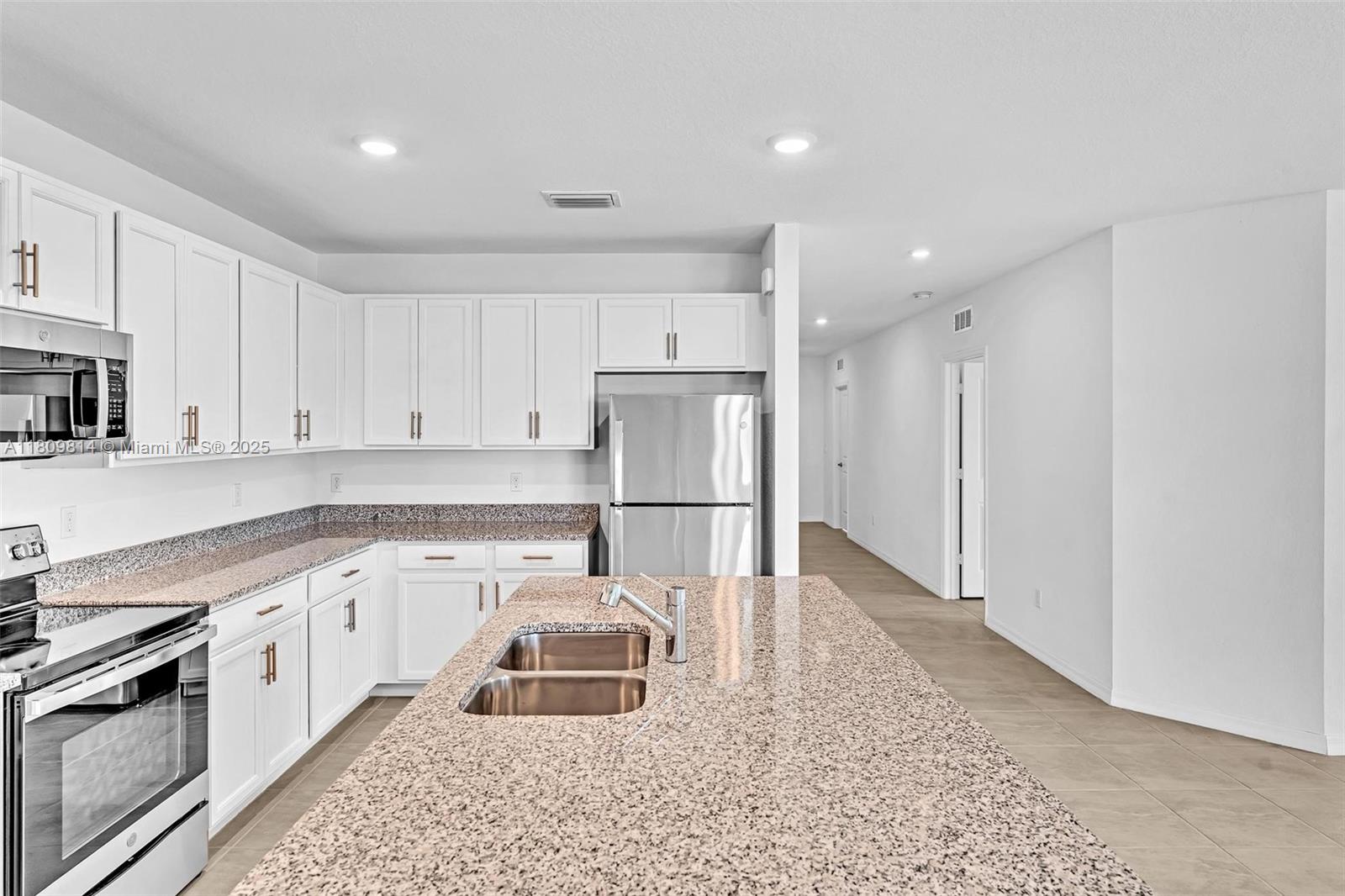 PORT ST LUCIE SECTION 9 - Residential