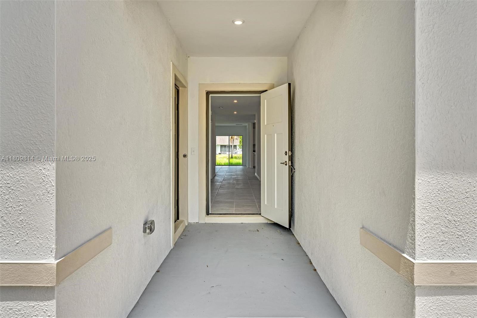 PORT ST LUCIE SECTION 9 - Residential