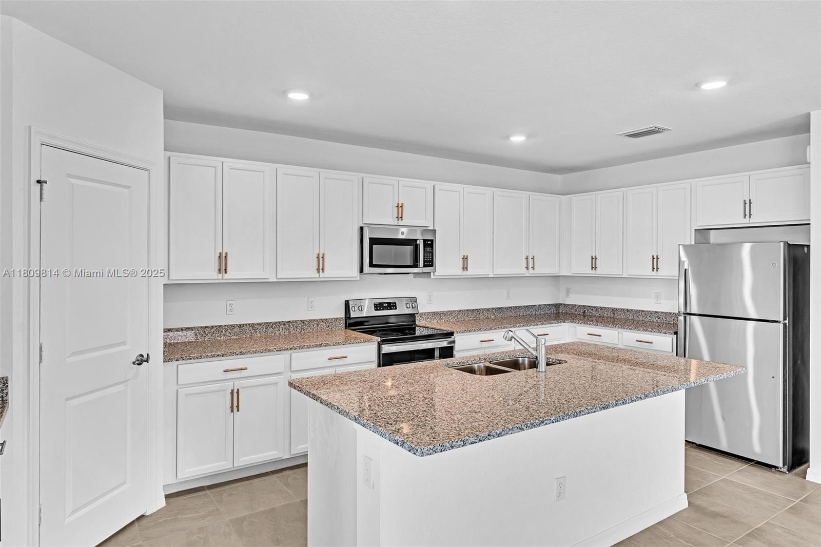 PORT ST LUCIE SECTION 9 - Residential