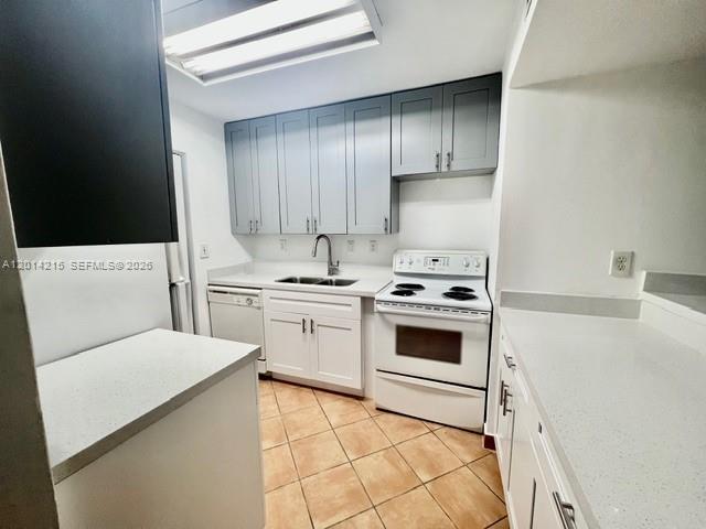 PALM COVE COND - Residential Lease