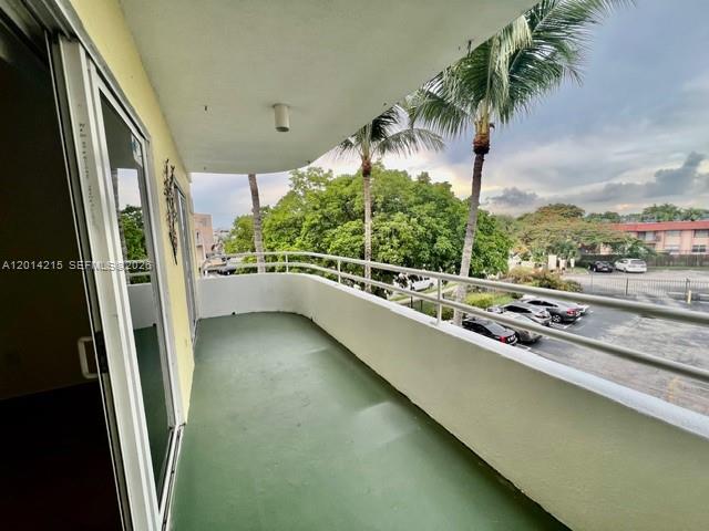 PALM COVE COND - Residential Lease