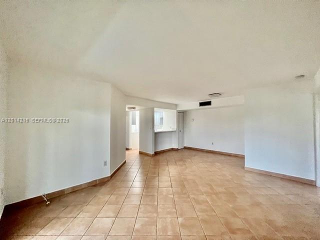 PALM COVE COND - Residential Lease
