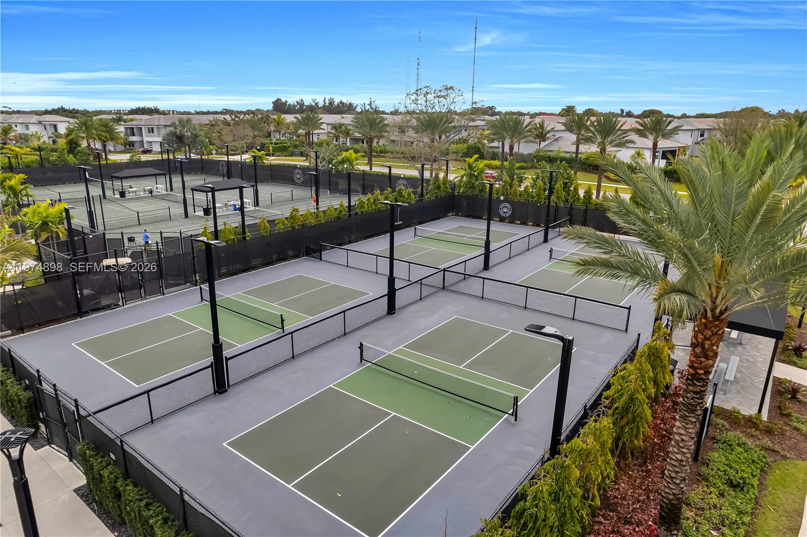 BOCA RATON GOLF COURSE PU - Residential