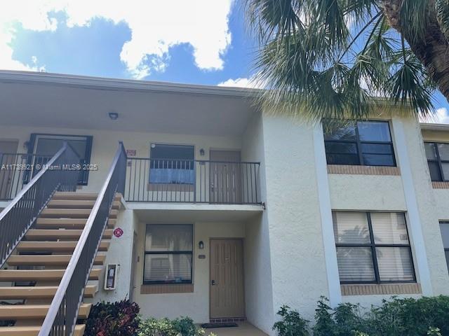 VILLAS AT MEADOW LAKES CO - Residential