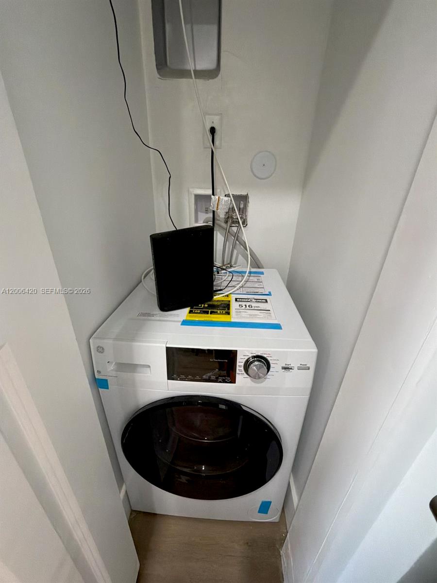 1619 Jefferson Ave 16