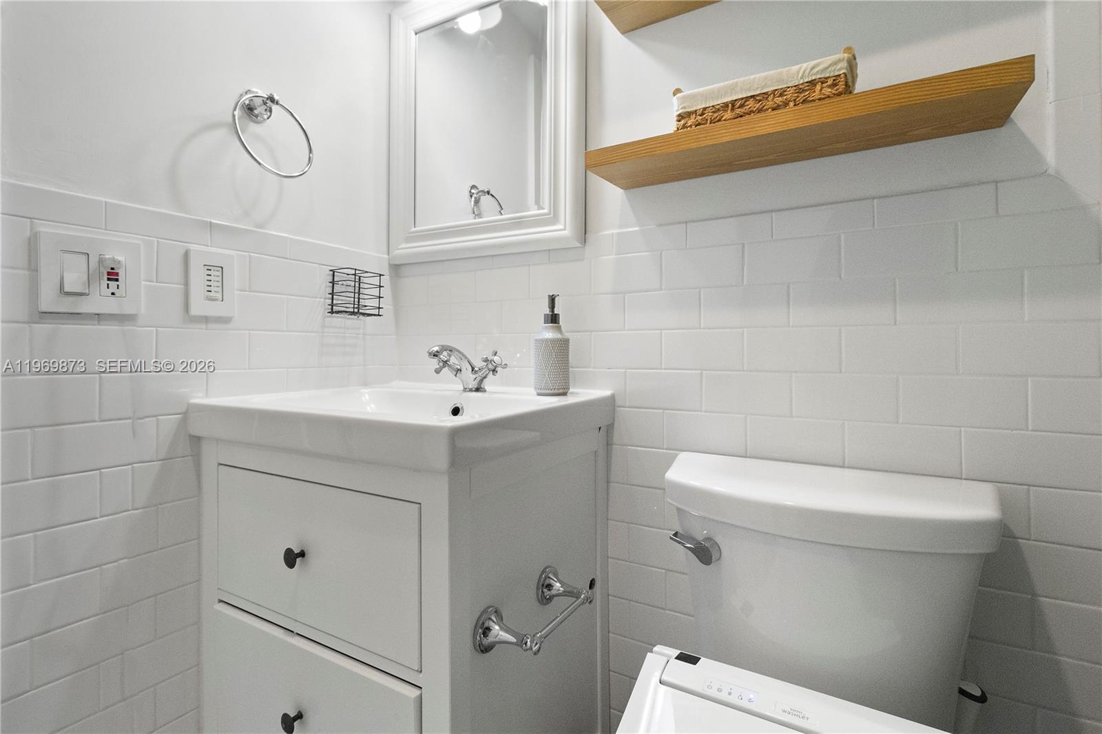 BIRD ROAD ESTATES - Residential