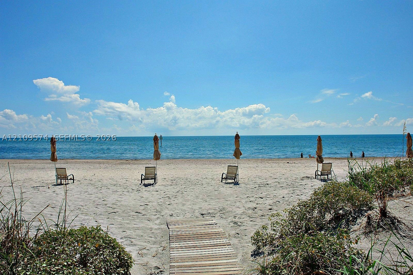 141 Crandon Blvd 329