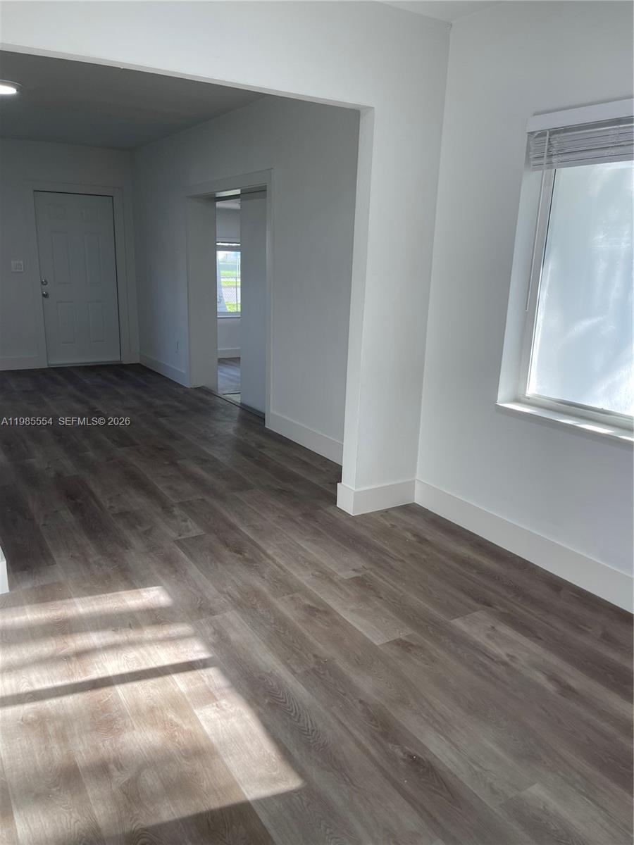 IRONS MANOR HIGH PINE ADD - Residential Lease