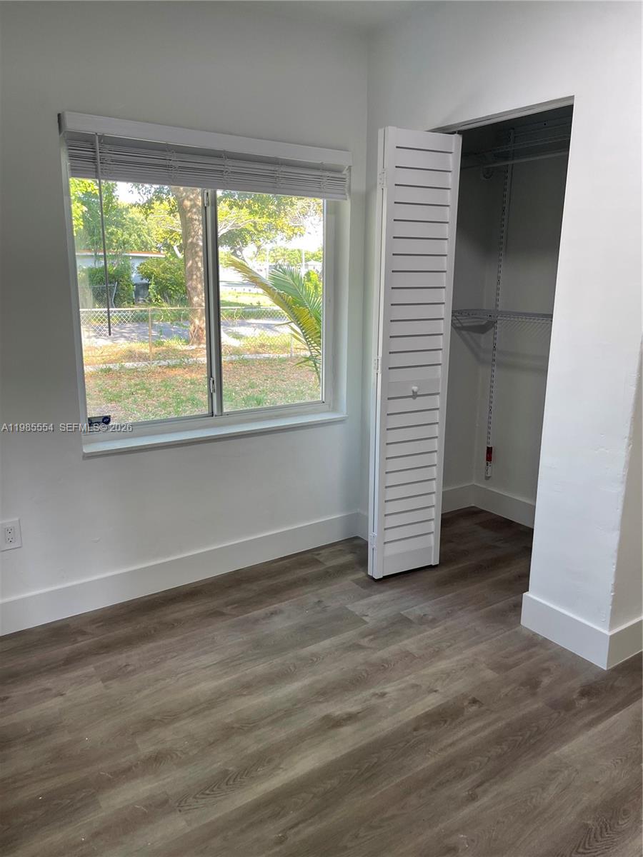 IRONS MANOR HIGH PINE ADD - Residential Lease