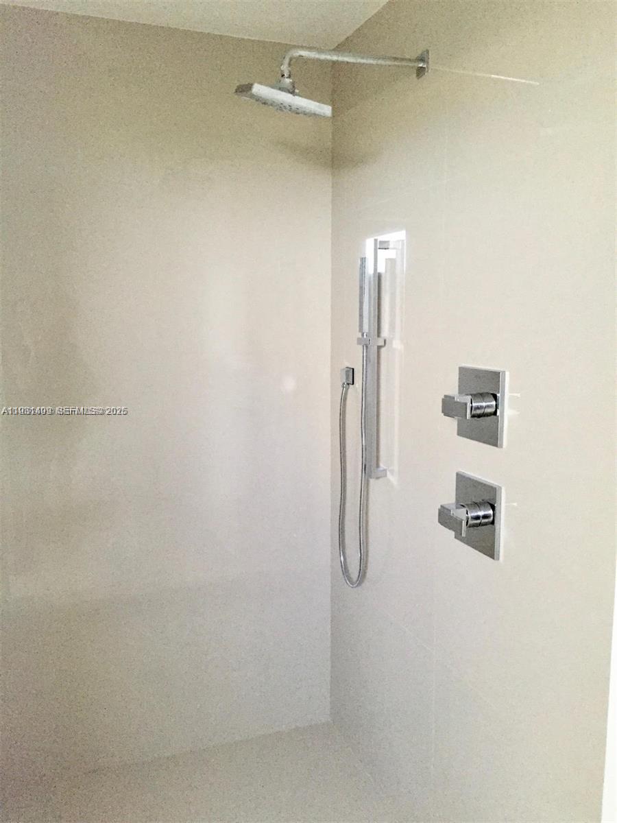 BAY HOUSE MIAMI CONDO - Residential Lease