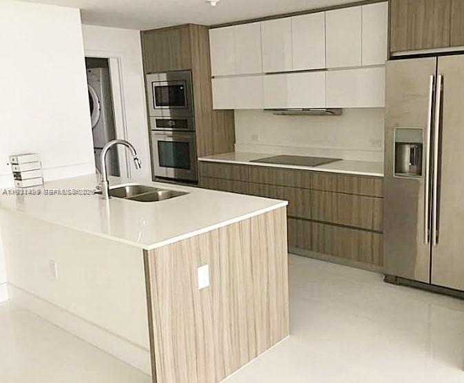 BAY HOUSE MIAMI CONDO - Residential Lease