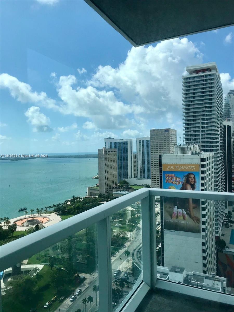 244 Biscayne Blvd 803
