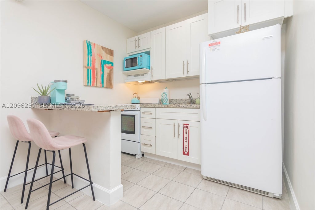 Photo of 735 NE 15th St #1-4, Fort Lauderdale, FL 33304 (MLS # A12096299)