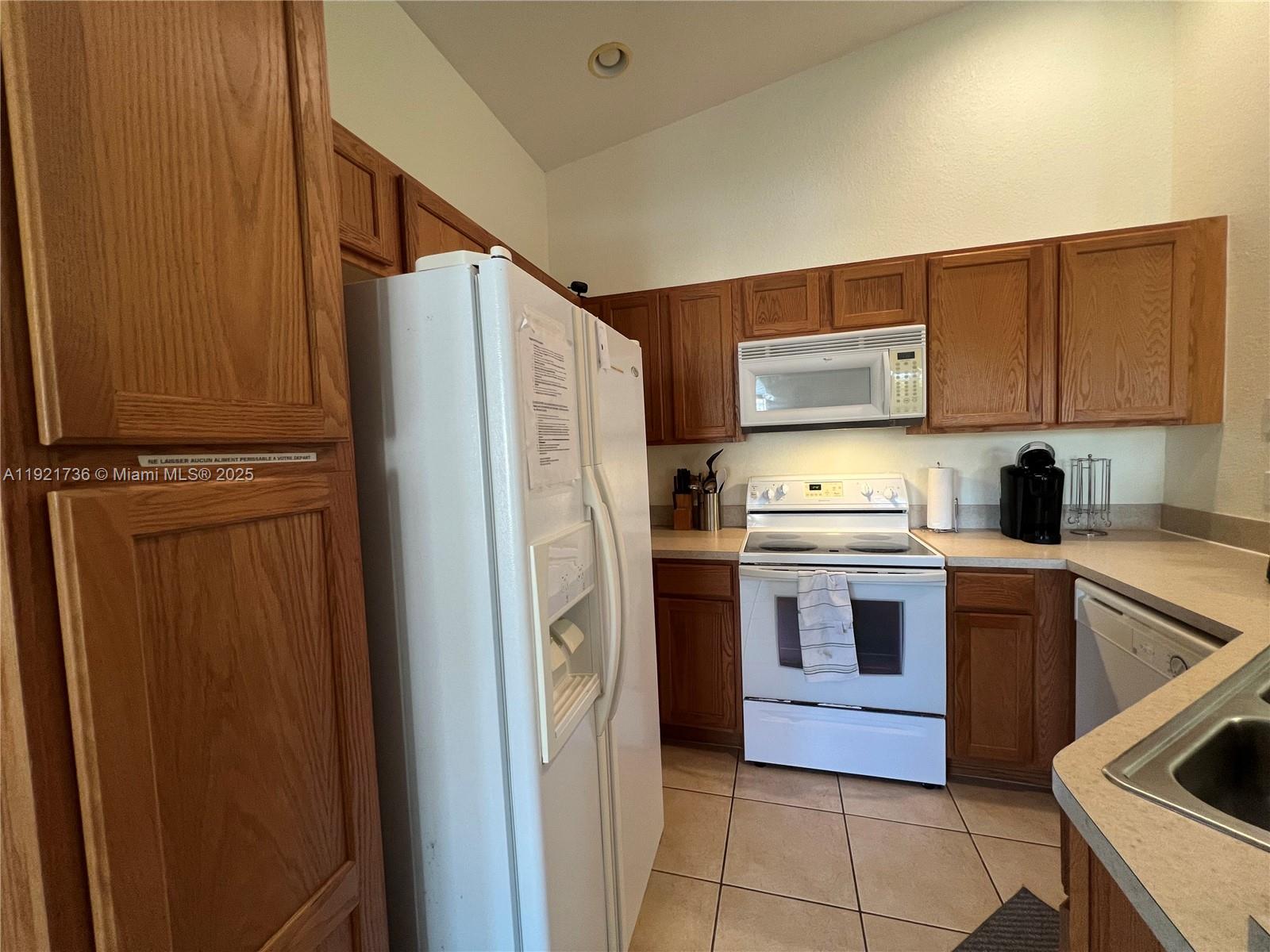 SIERRA BAY - Residential