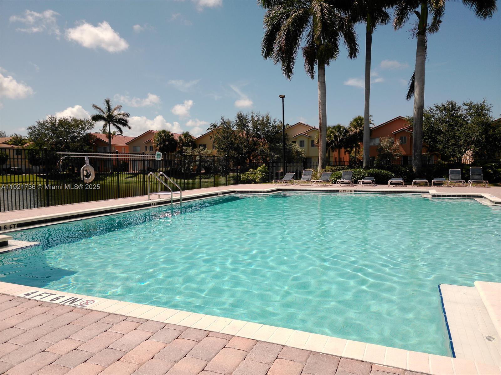 SIERRA BAY - Residential