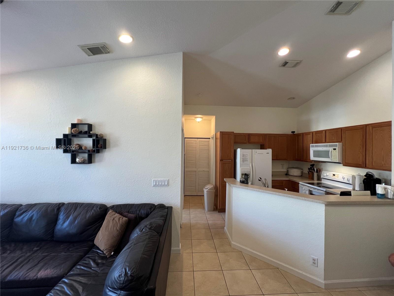 SIERRA BAY - Residential