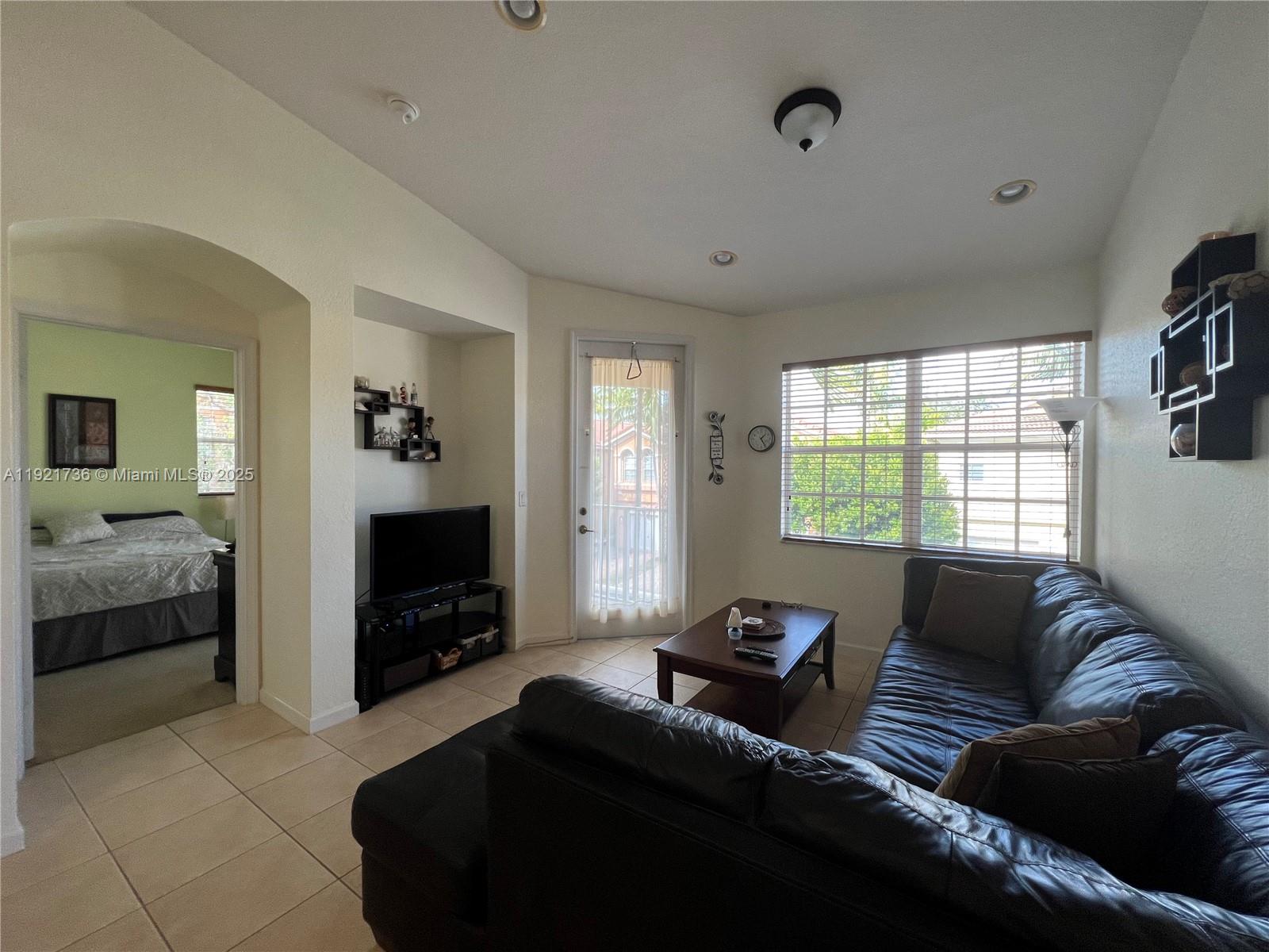 SIERRA BAY - Residential