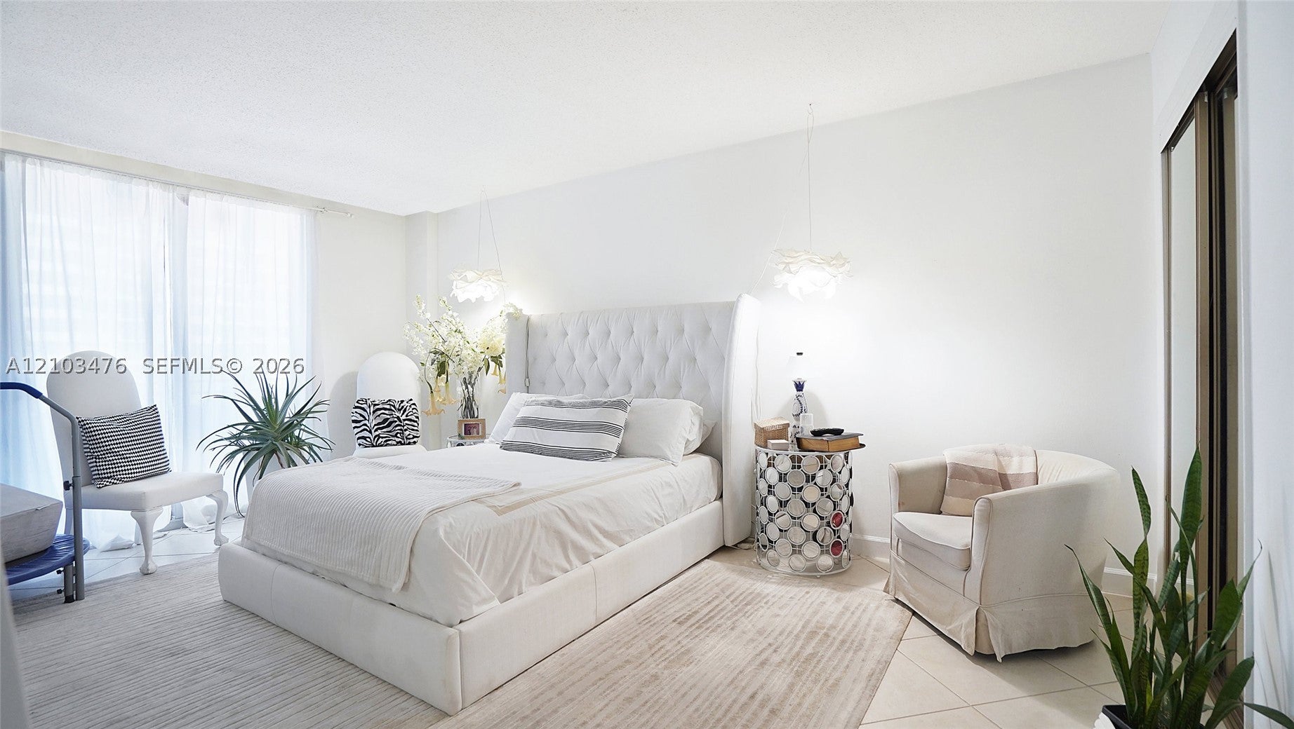 5555 Collins Ave 6T