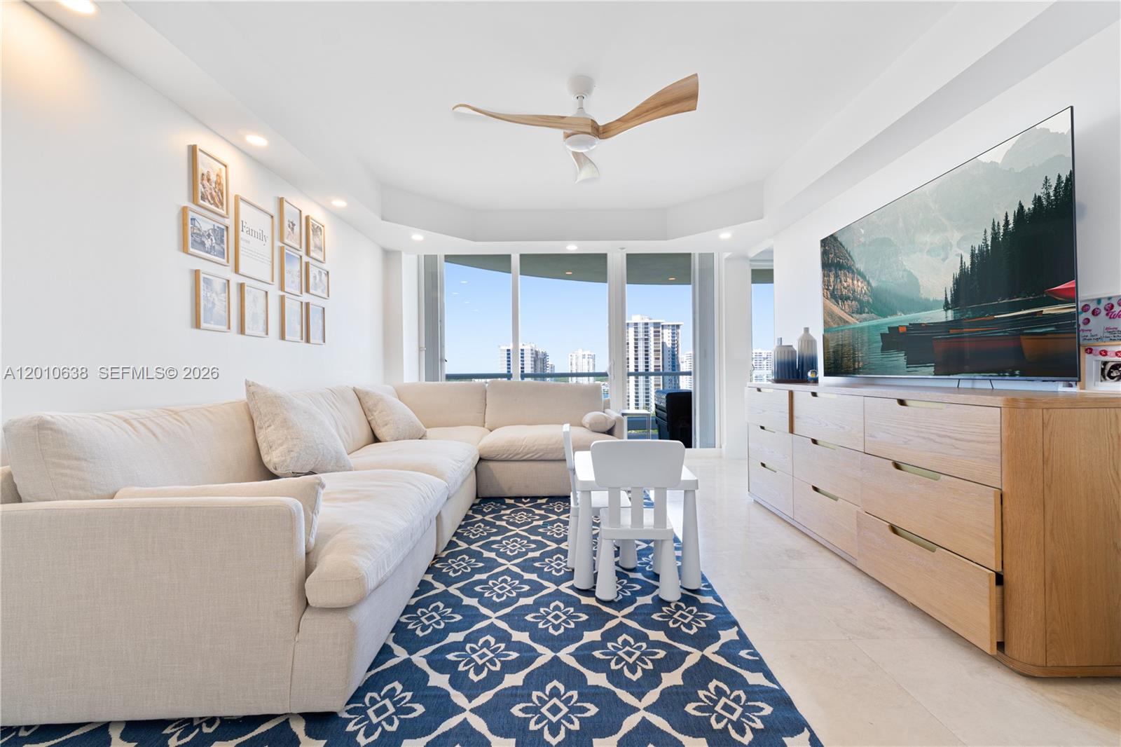 7000 ISL BLVD WILLIAMS IS - Residential