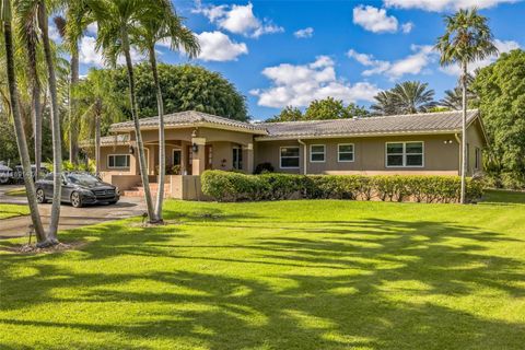 A home in Pinecrest