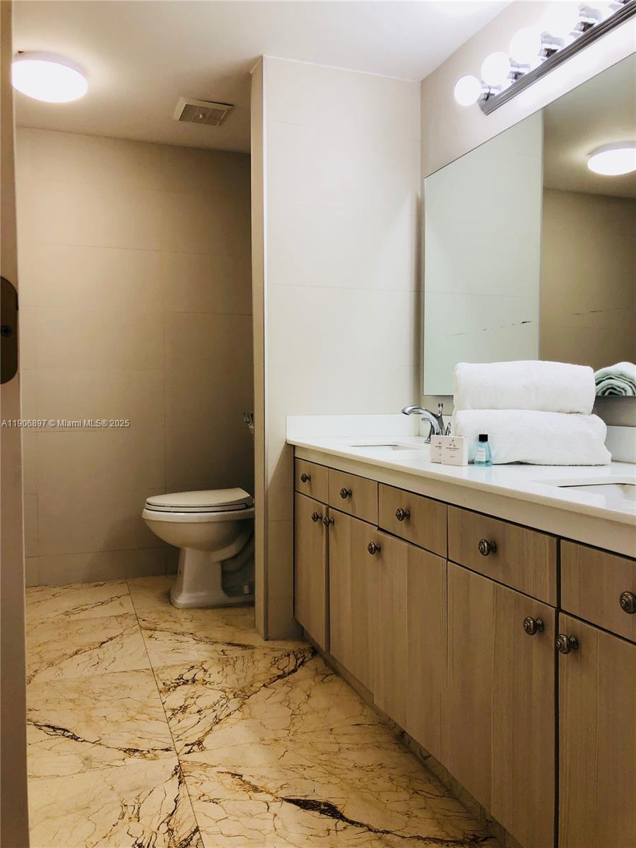 PORTSVIEW @ THE WATERWAYS - Residential Lease