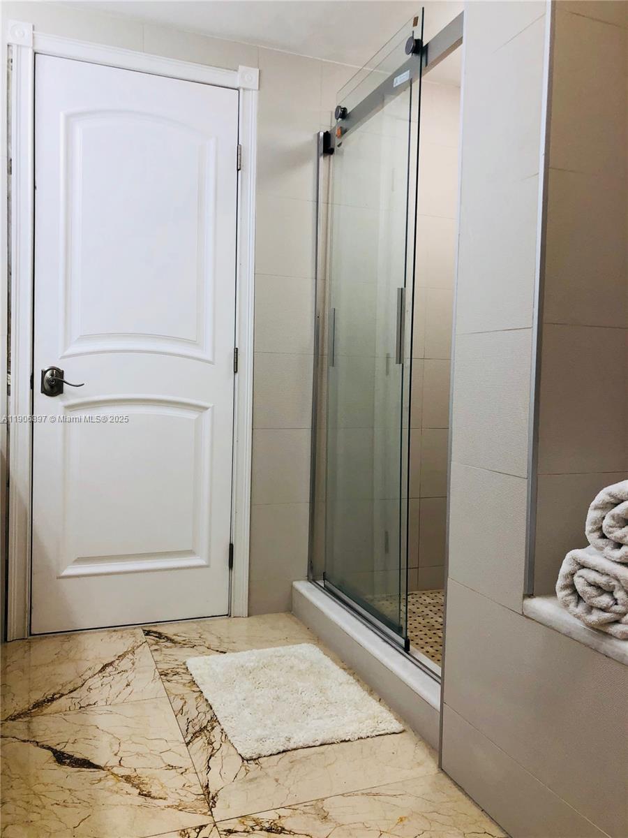 PORTSVIEW @ THE WATERWAYS - Residential Lease