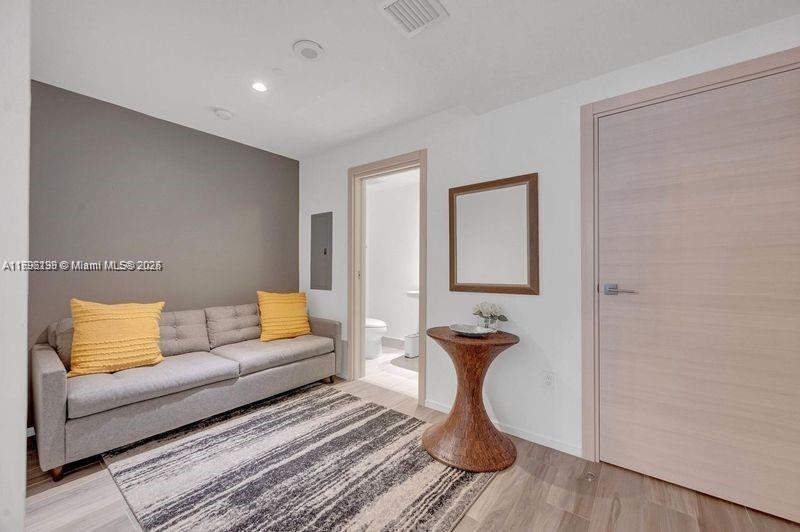 801 SMA RESIDENCES CONDO - Residential Lease