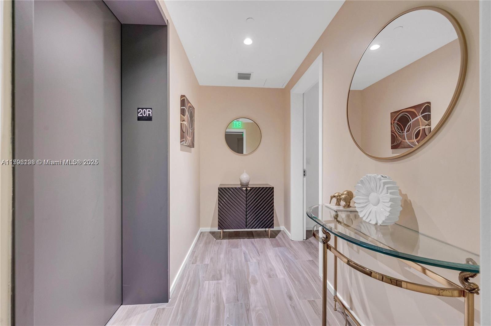 801 SMA RESIDENCES CONDO - Residential Lease