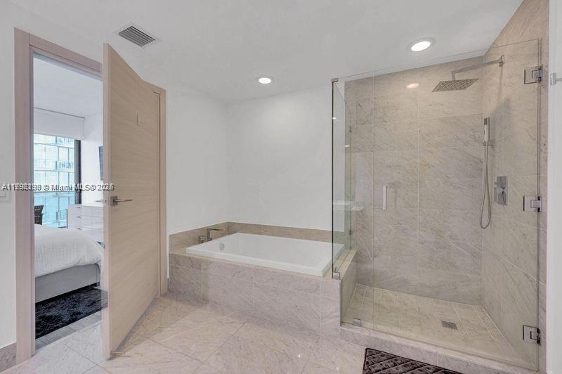 801 SMA RESIDENCES CONDO - Residential Lease