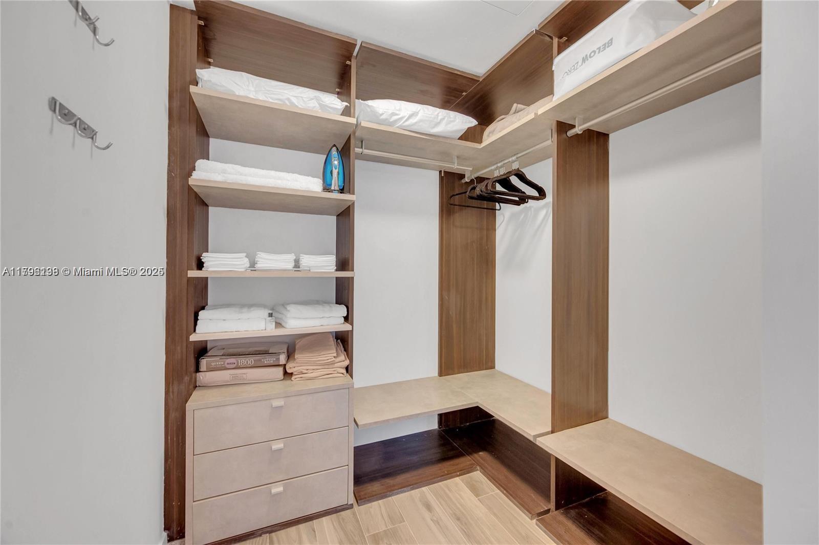 801 SMA RESIDENCES CONDO - Residential Lease