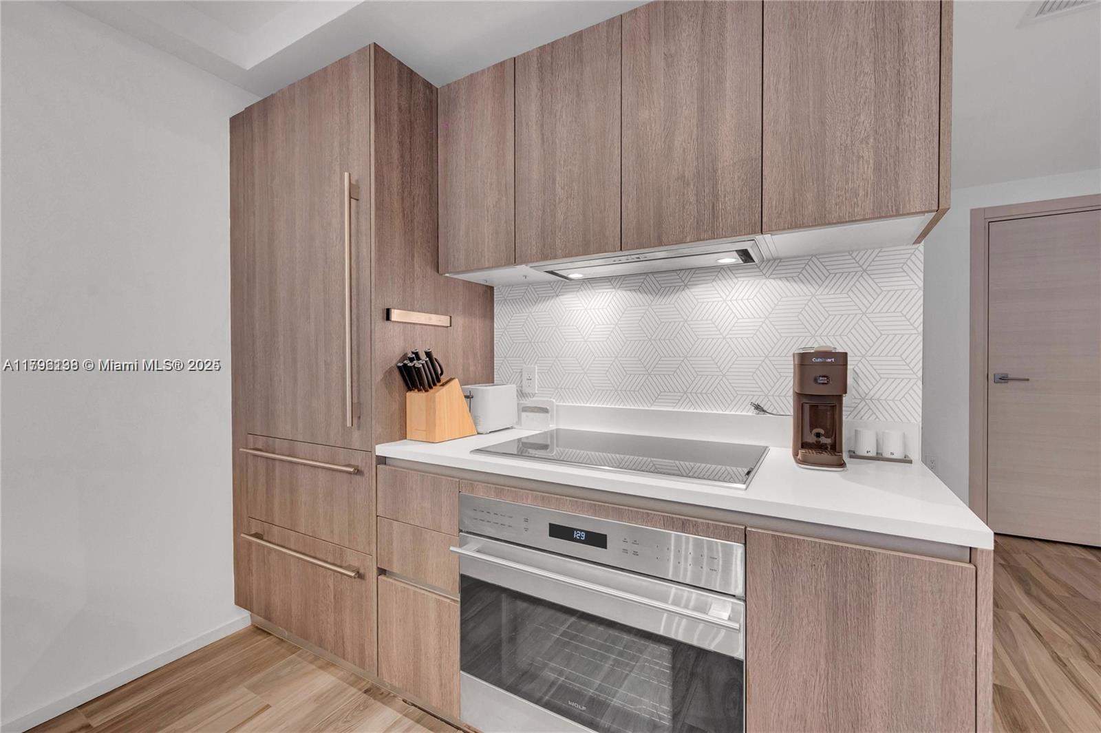 801 SMA RESIDENCES CONDO - Residential Lease