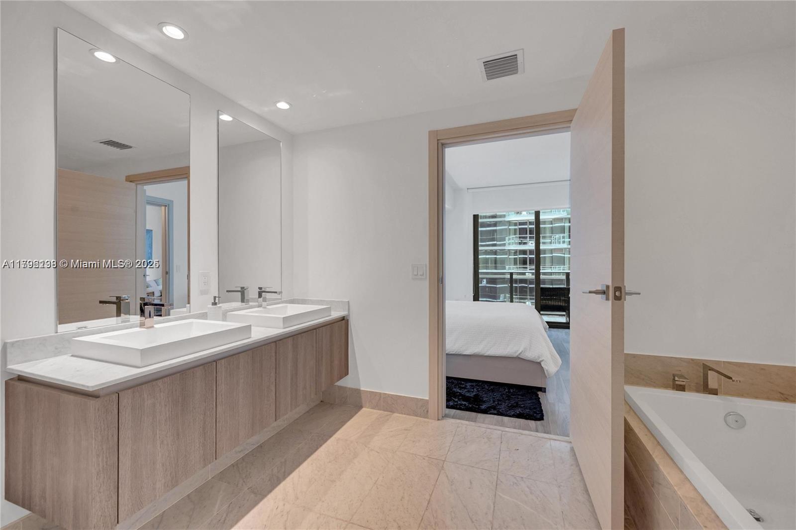 801 SMA RESIDENCES CONDO - Residential Lease