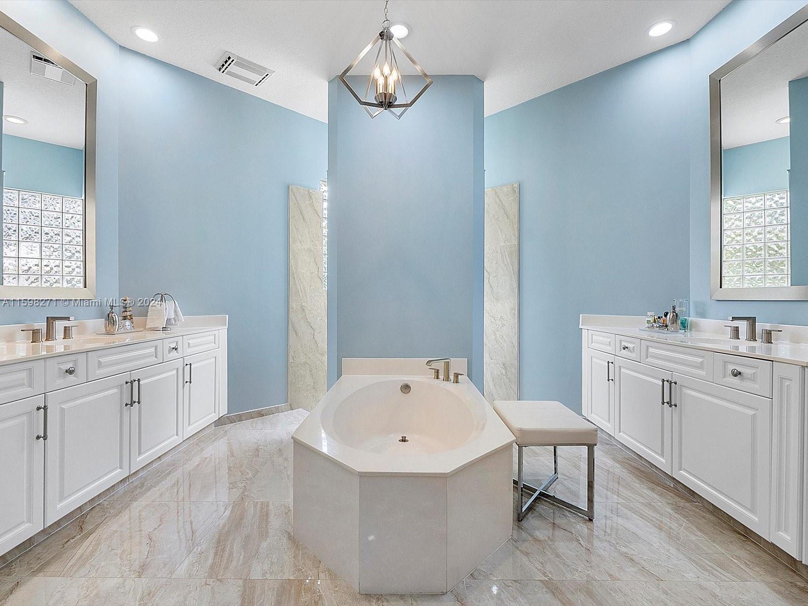 Pine Tree Estates - Residential