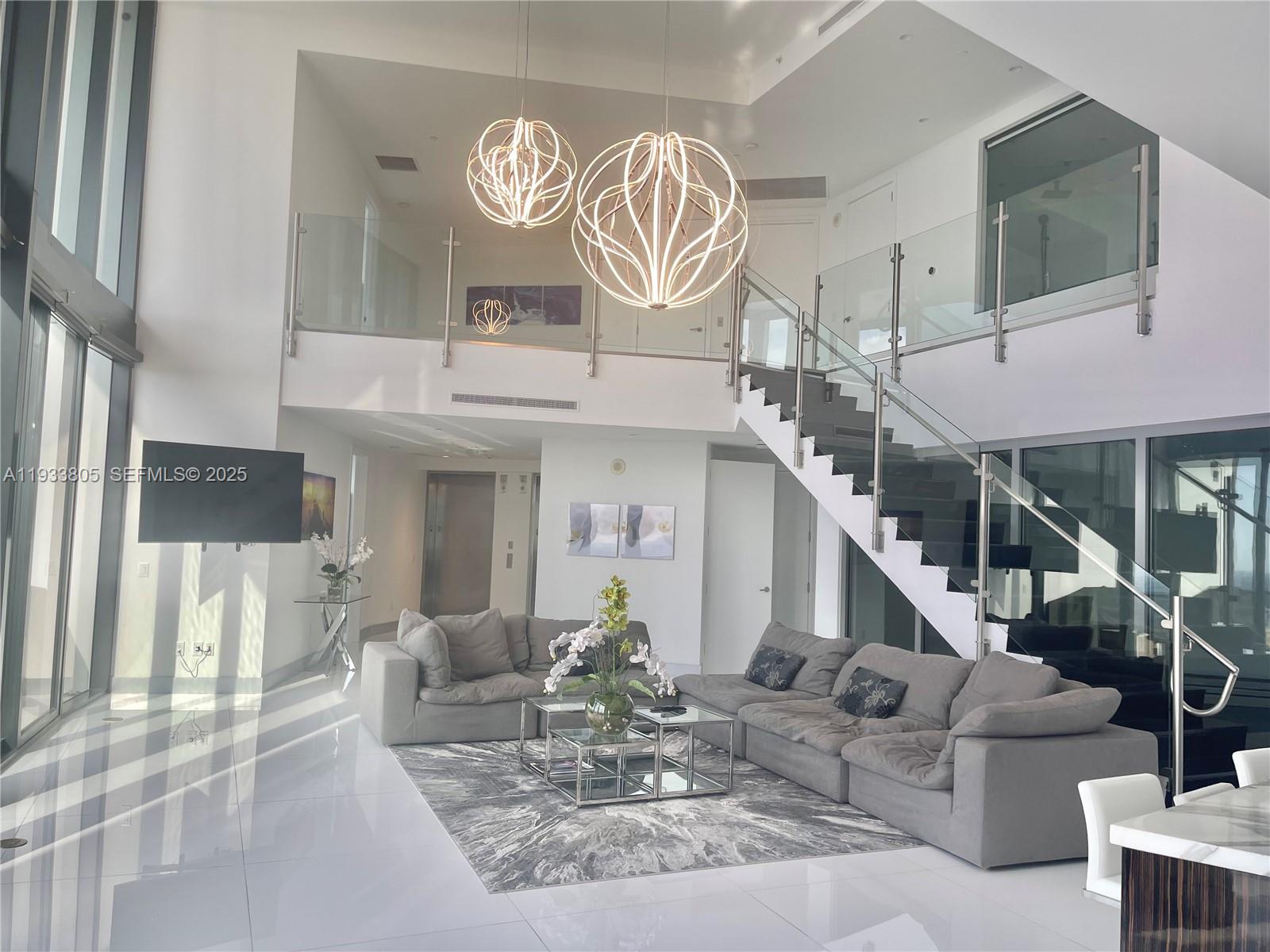 18555 Collins avenue - Residential