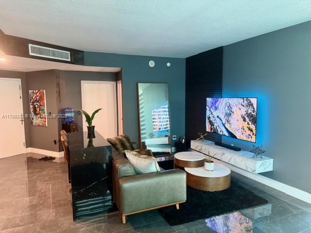 1900 N Bayshore Dr 2605