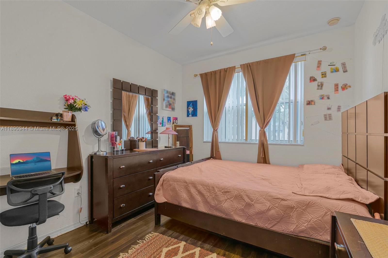 KENDALL BREEZE SOUTH - Residential