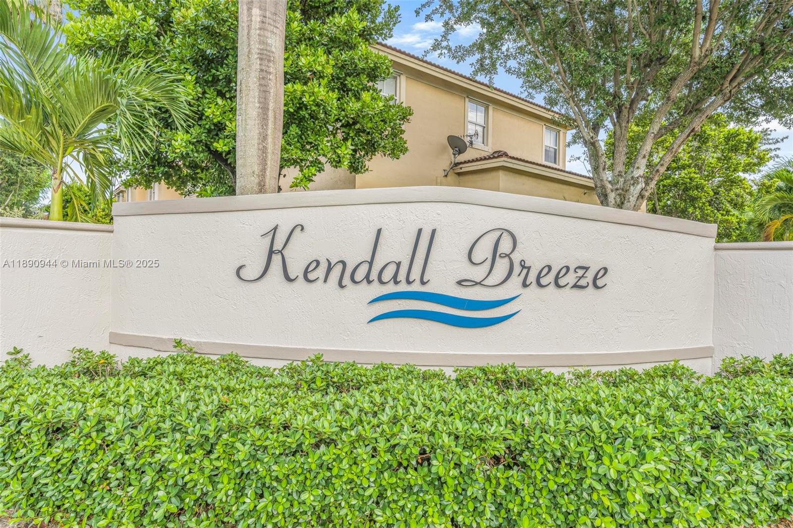 KENDALL BREEZE SOUTH - Residential