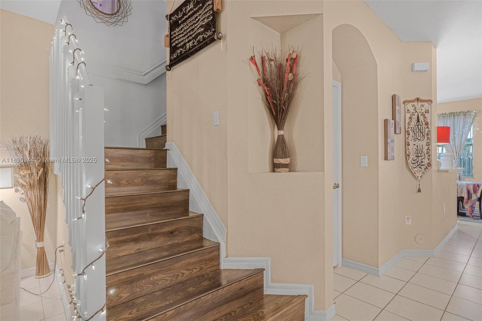 KENDALL BREEZE SOUTH - Residential