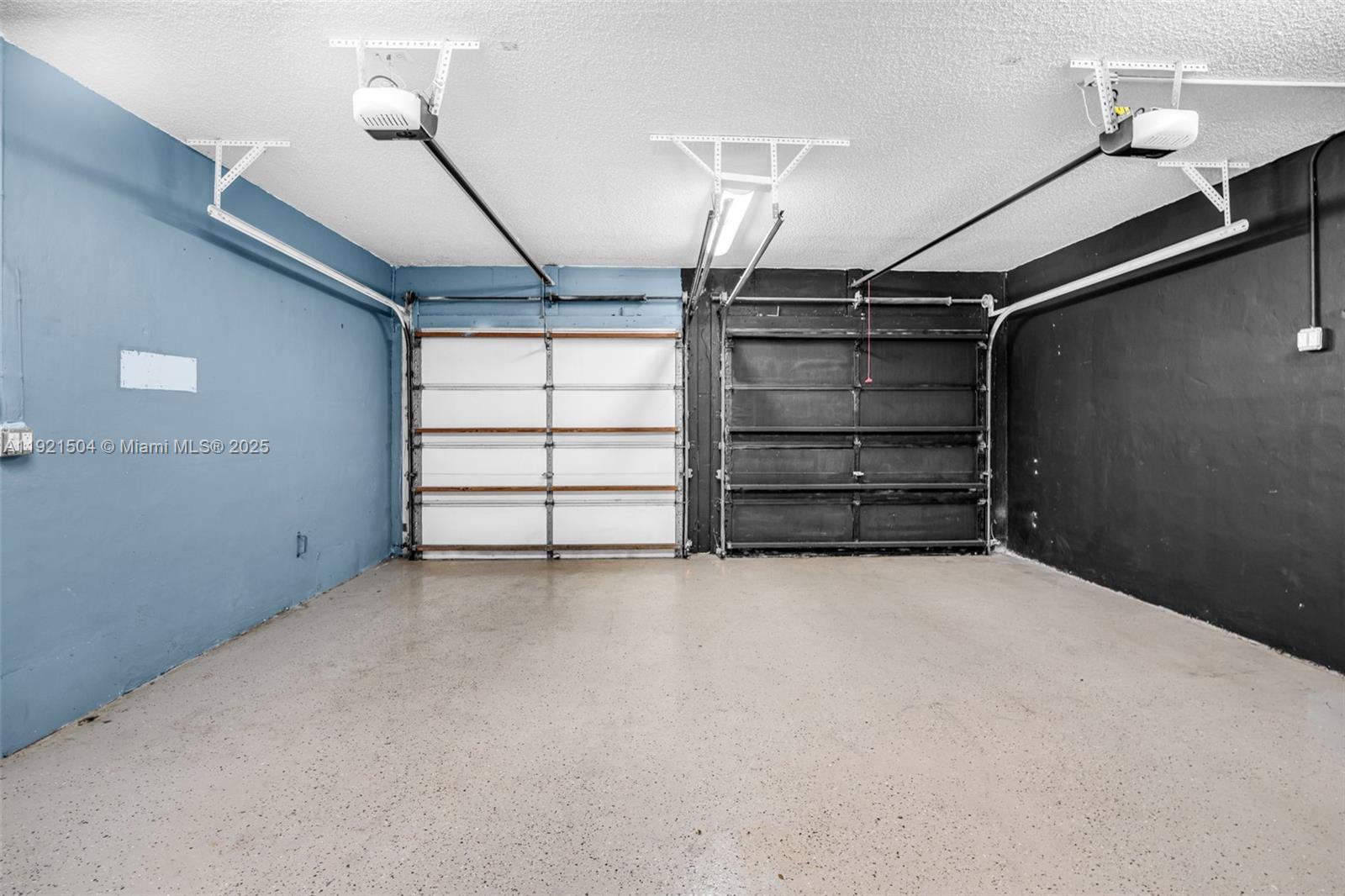 LAKES BY THE BAY SEC 10 - Residential