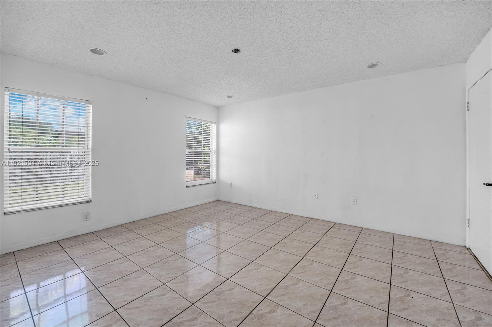 LAKES BY THE BAY SEC 10 - Residential