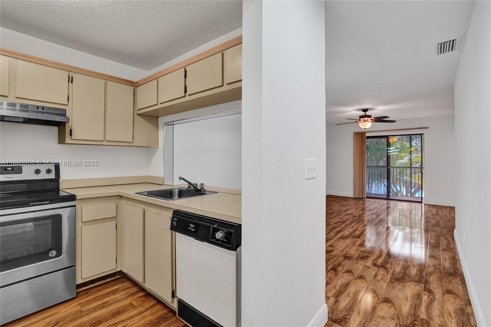 1156 NW 106th Ter 204