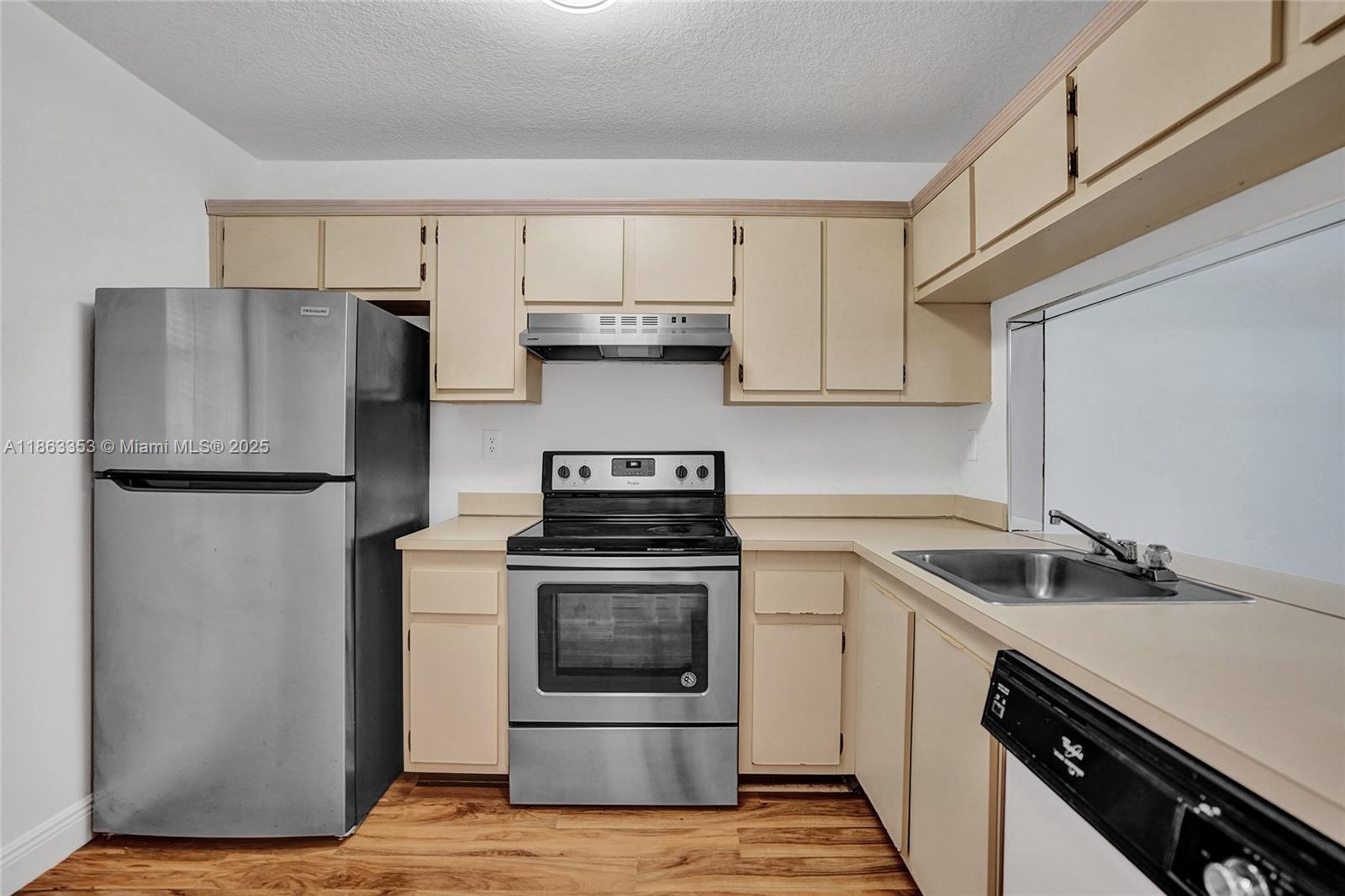 1156 NW 106th Ter 204