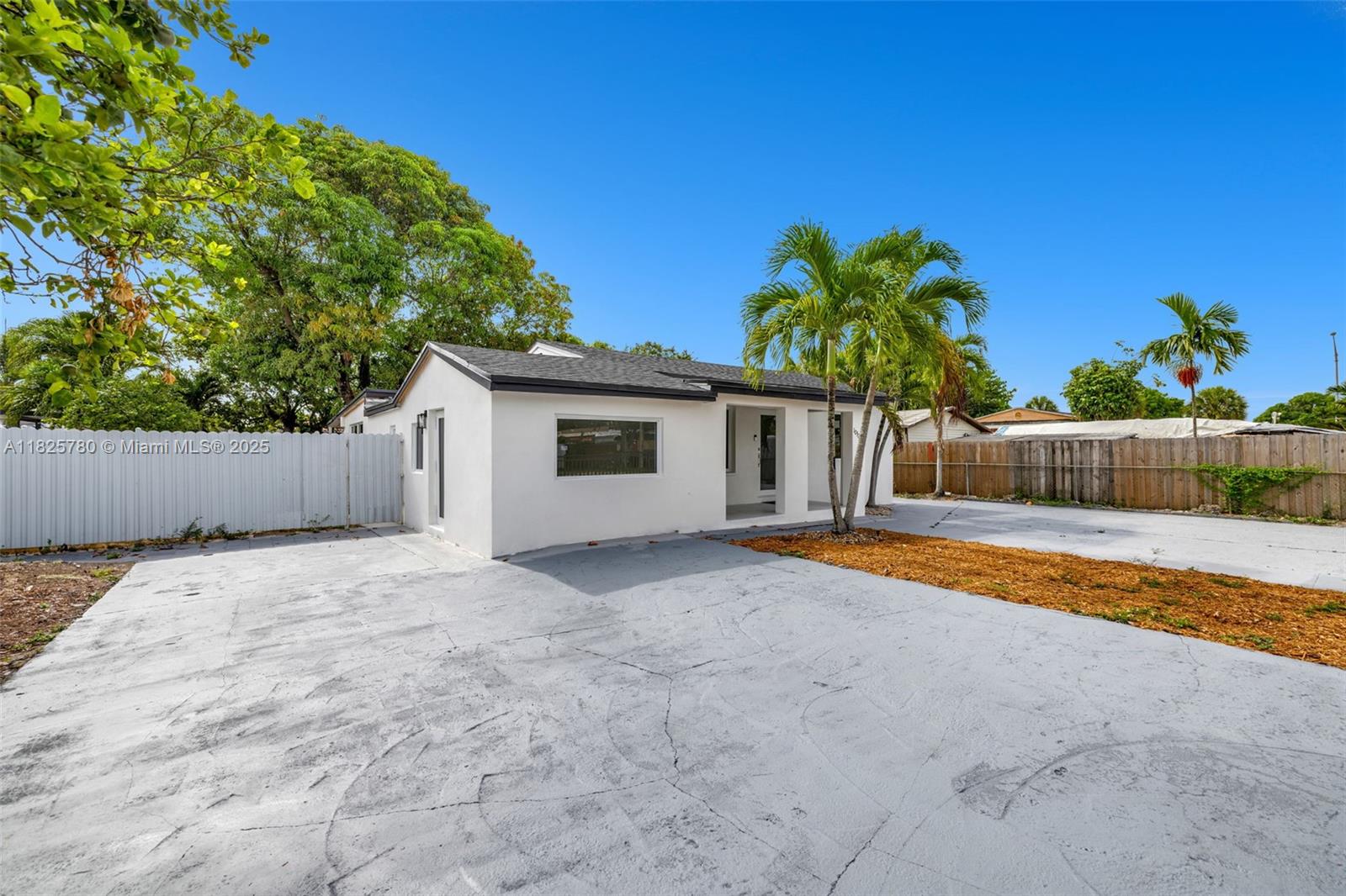 10321 NW 32nd Pl