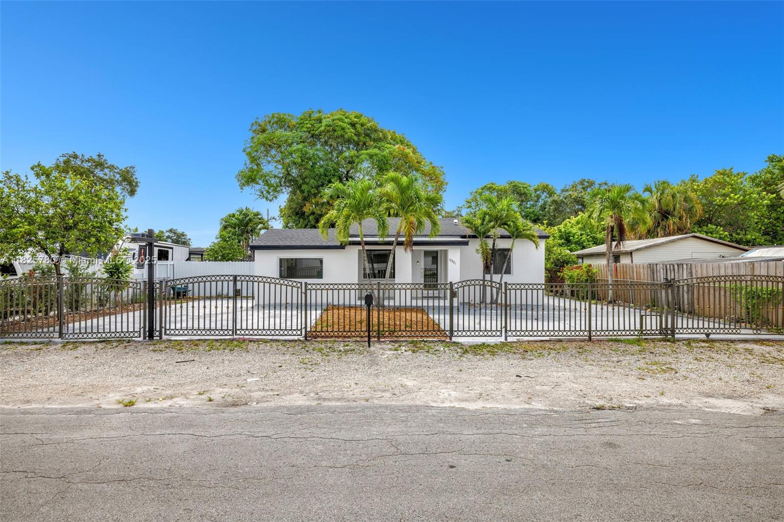 10321 NW 32nd Pl