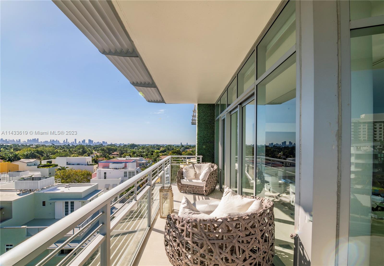 GORLIN AT AQUA CONDO - Residential