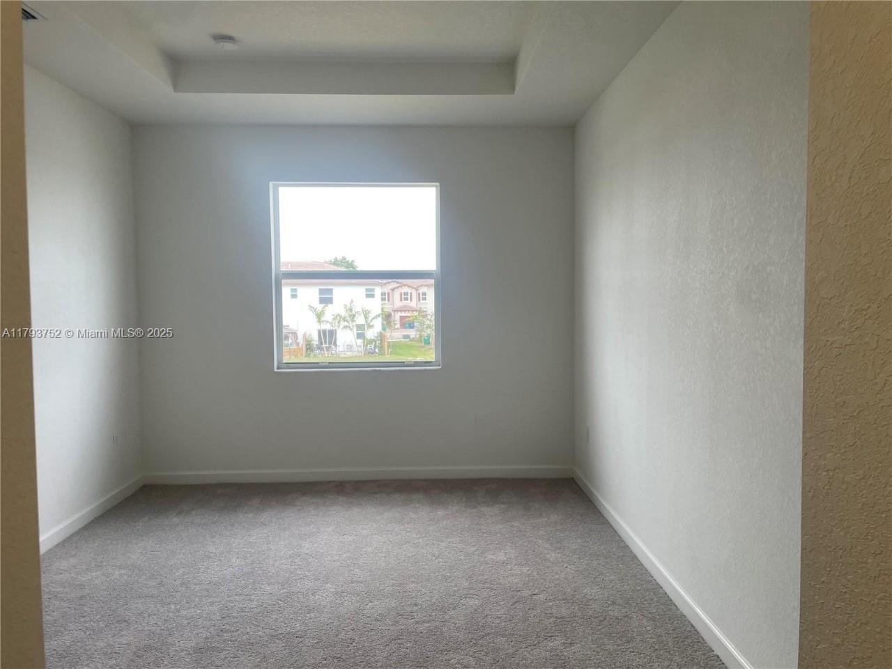 12612 NW 22nd Pl 12612
