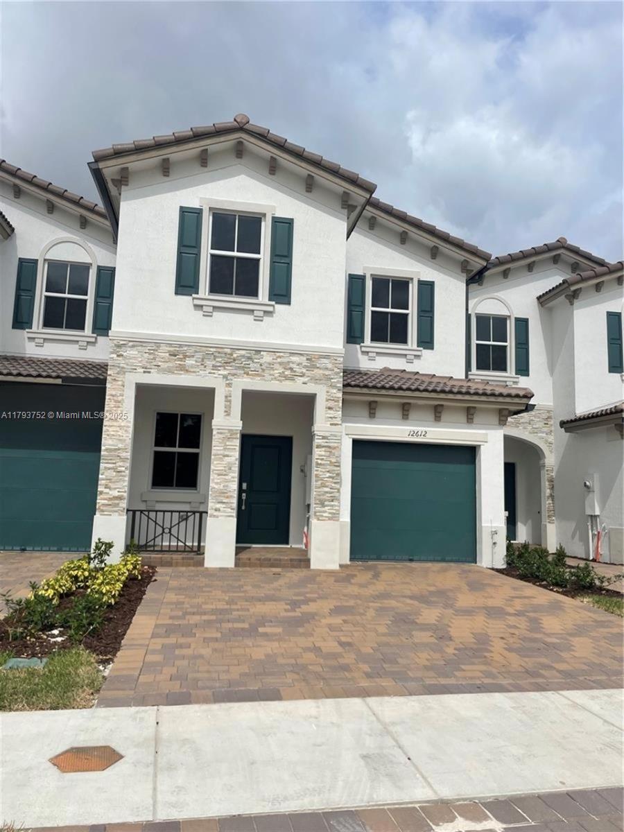 Rental Property at 12612 Nw 22nd Pl 12612, Miami, Broward County, Florida - Bedrooms: 4 
Bathrooms: 3  - $4,200 MO.