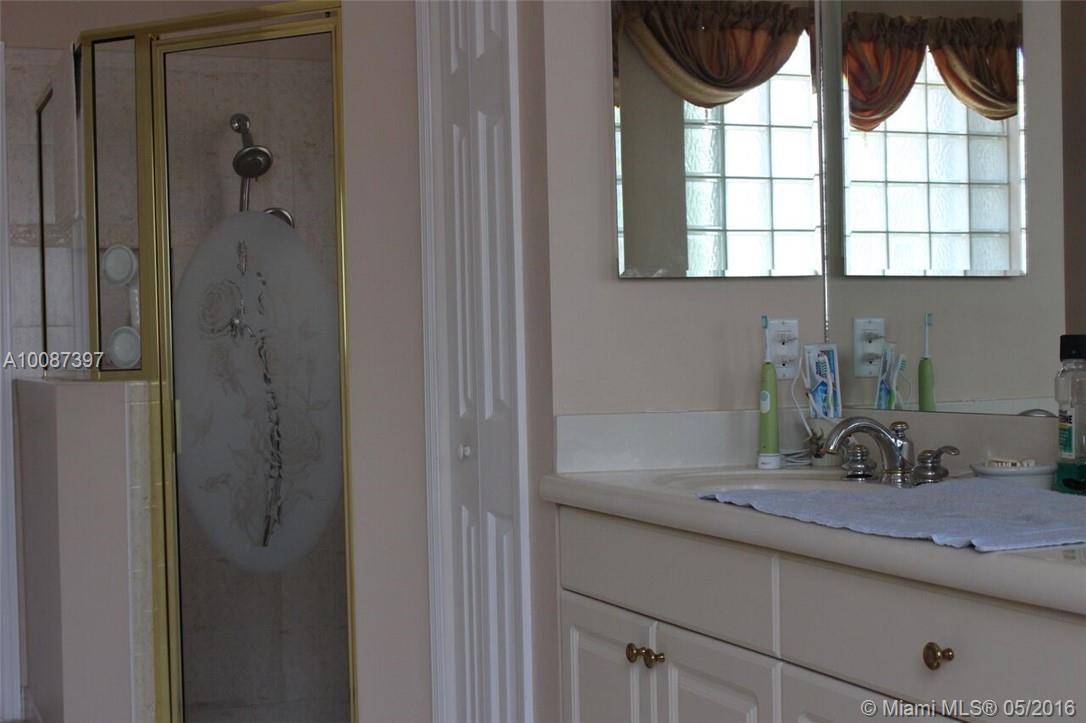 Sunset Lakes One 164-34 B - Residential