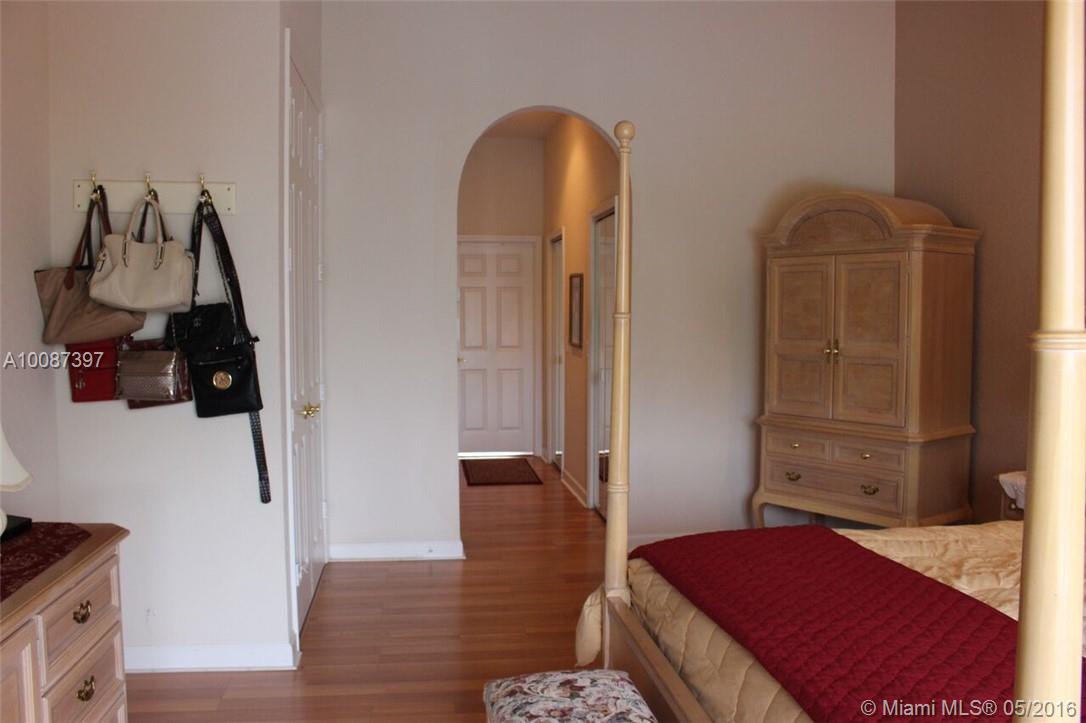 Sunset Lakes One 164-34 B - Residential